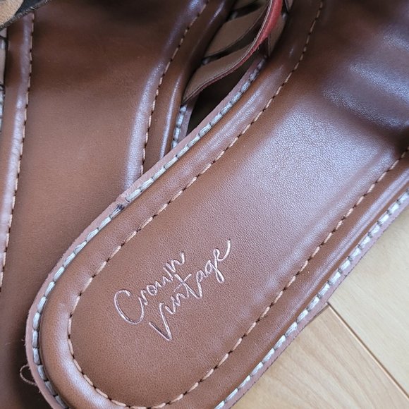 Sandals - Picture 4 of 7